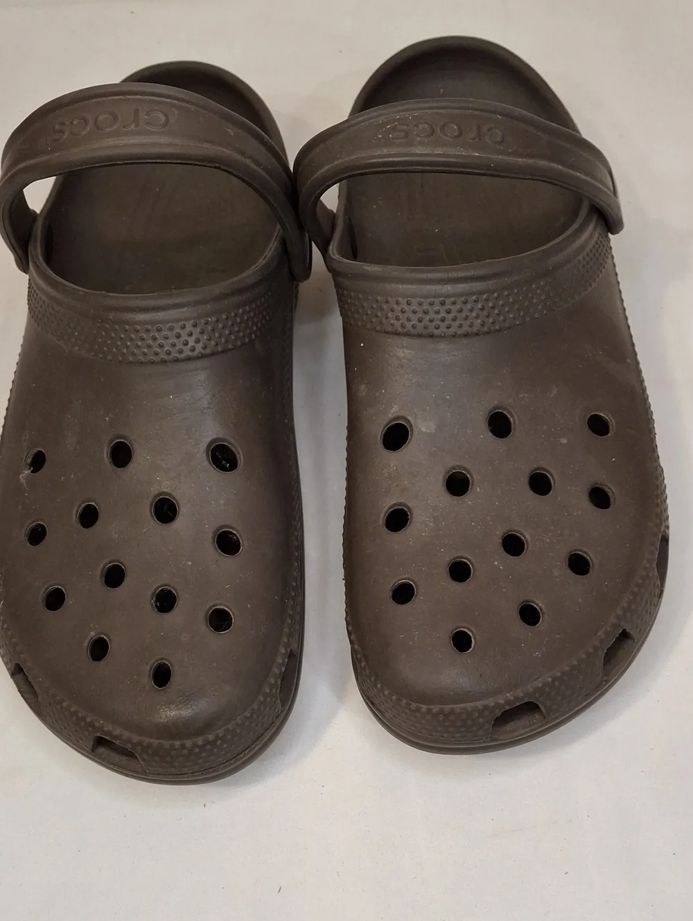 CROCS Classic Men's Clog in Brown.Lightly Worn